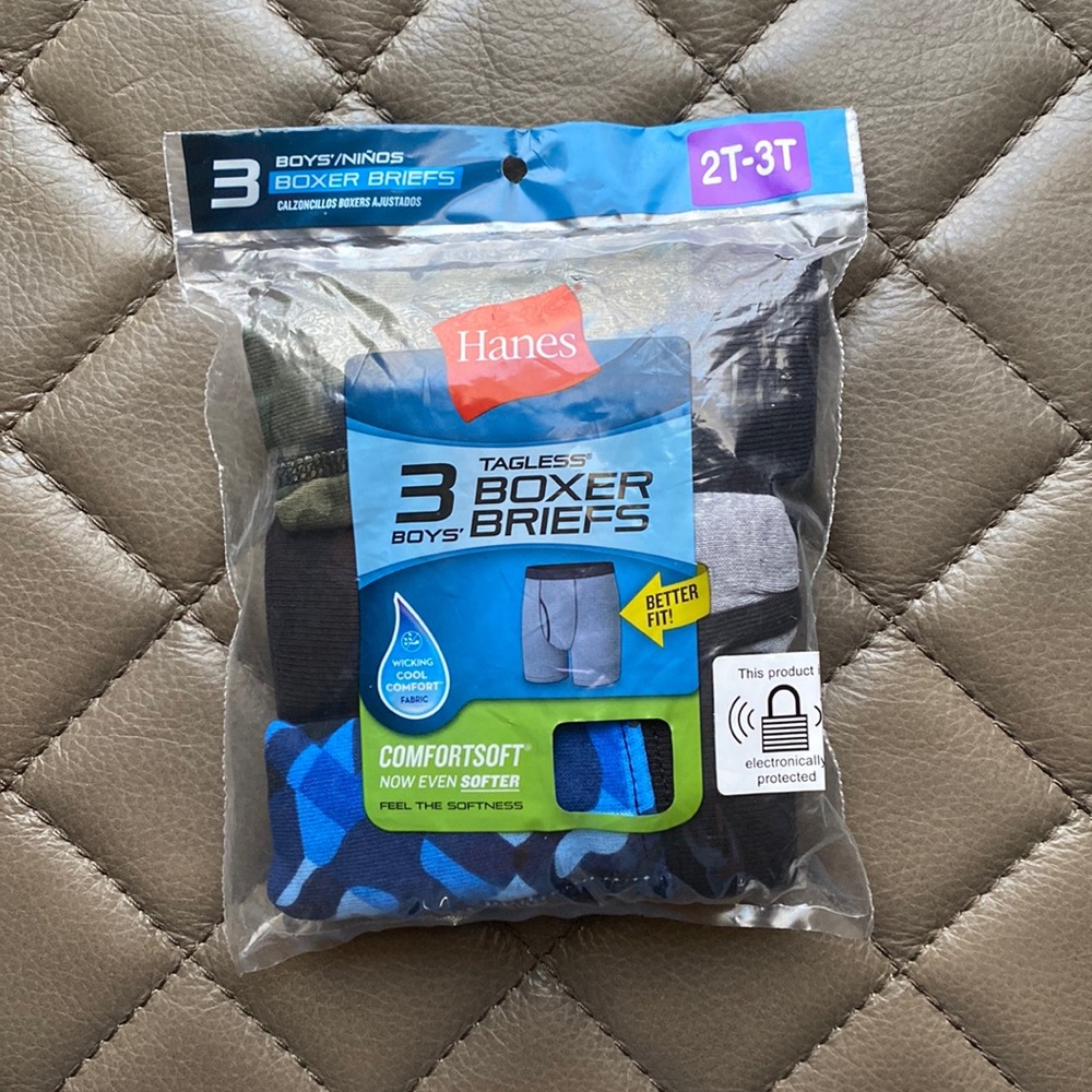 Boy's briefs